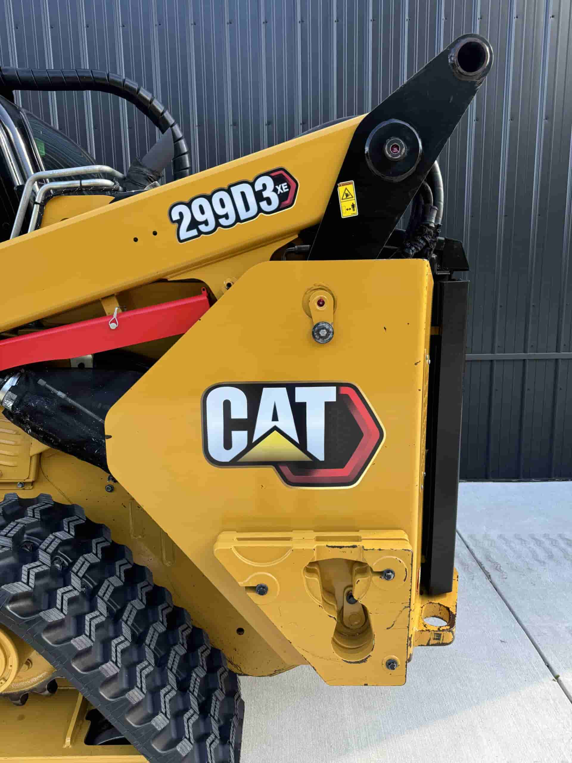 2020 CAT 299D3 XE HIGH FLOW
